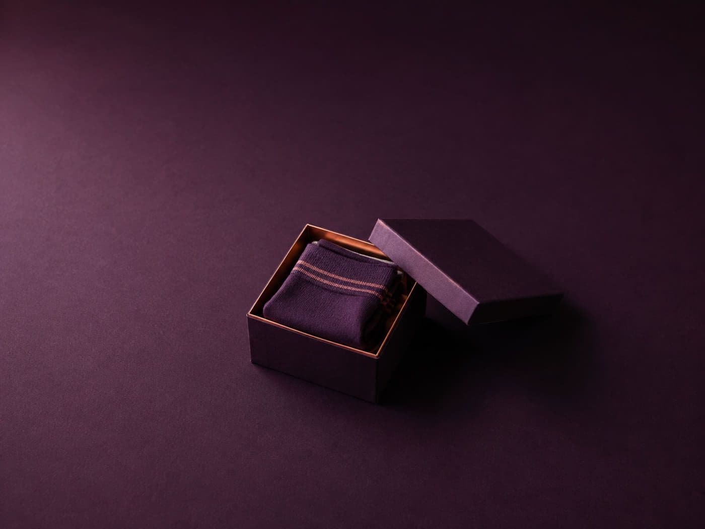 Thanks & Small gift boxes, shown open